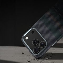 Apple iPhone 17 Pro Max Kılıf M-safe Şarj Özellikli Karbon Fiber Tasarımlı Benks Aurora ArmorPro Kevlar Kılıf