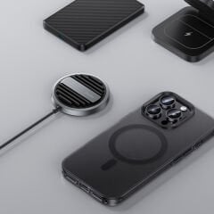 Apple iPhone 17 Pro Kılıf M-safe Şarj Özellikli Benks Lucid Armor Kılıf