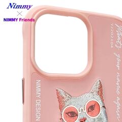 iPhone 15 Pro Max 3D Gerçek Nakış İşleme Kabartmalı Beyaz Kedi Zincir Gözlük Detaylı Cool Glasses Silikon Kılıf