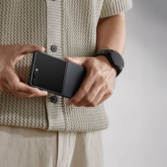 Galaxy Z Flip 7 Kılıf M-safe Şarj Özellikli 600D Aramid Karbon Fiber Pitaka Ultra-Slim Classic Serisi Black-Grey Twill Kapak