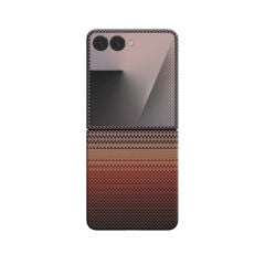 Galaxy Z Flip 7 Kılıf M-safe Şarj Özellikli Aramid Karbon Fiber Pitaka Tactile Woven Sunset-Moonrise Serisi Kapak